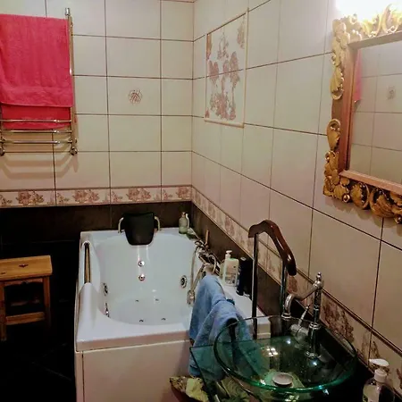 Большая Квартира У Метро